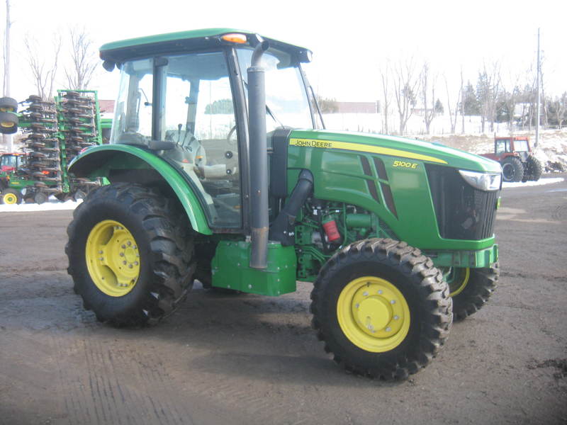 Tractors - Farm  John Deere 5100E Tractor  Photo